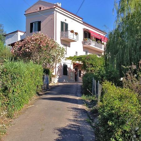 Casa Sul Monte D'Oro Leilighet Scauri  Eksteriør bilde